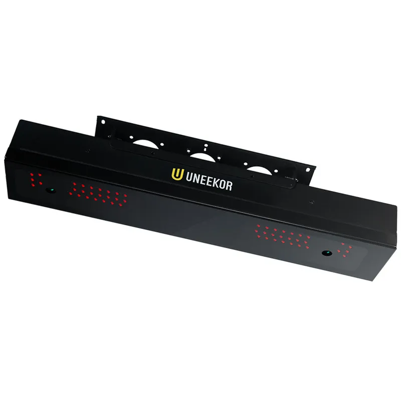 Uneekor EYE XR Golf Launch Monitor & Simulator